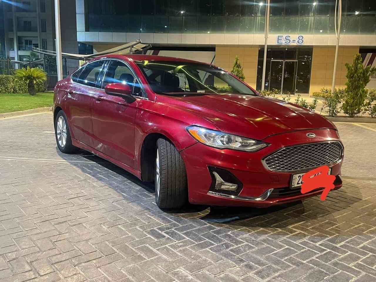 السلام عليكم
فورد فيوجن ٢٠٢٠ وارد امريكي بيها بنيد مبدل وباب مرشوش بدون دواخل والباقي كفاله كير محرك تبريد السياره جاهزه 
***********
***********

