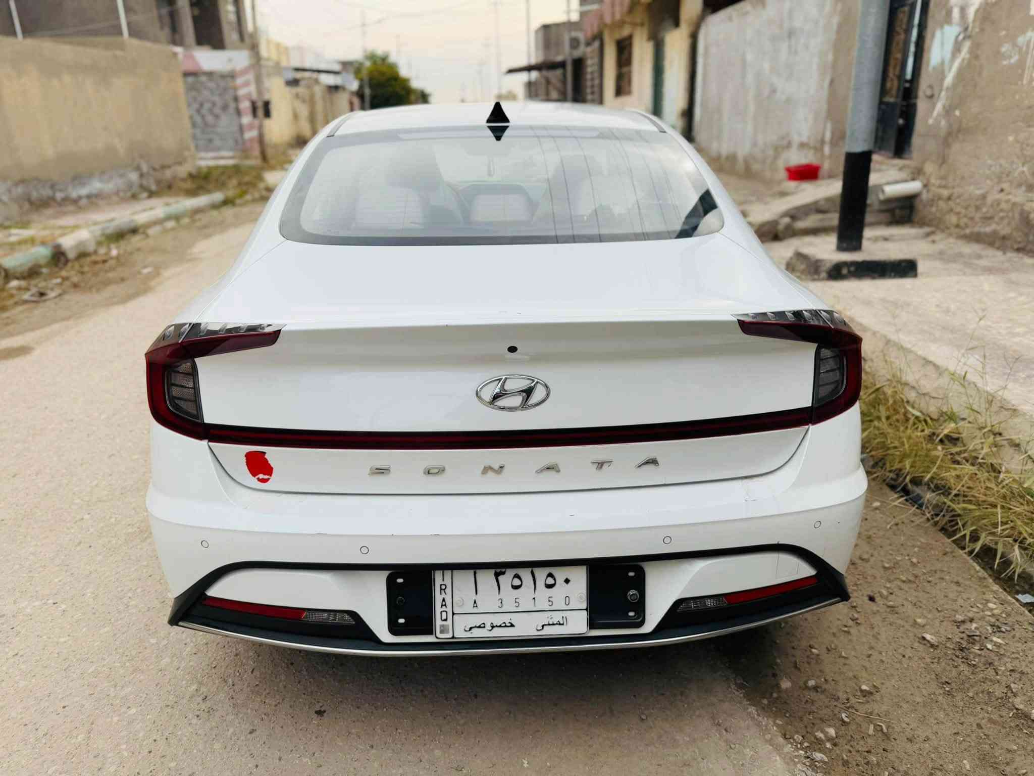 السلام عليكم
سوناتا 2021 ليمتد فول موصفات وارد كوري بانزين اصل 
السياره كلين كل حادث ما بيه فقط امبدل باب السايق وضربه بالجاملغ راجع بارد
الممشى72 الف كيلو متر السياره جديده جديده
رادار
نقطه عمياء
شاشه كبيره
قيادة ذاتيه +تحديد مسار
دخول ذكي
تشغيل عن بعد
صندوق ذكي 
5 وضعيات قياده 
تبريد امامي وخلفي
عداد 260
سماعات lpm 
تدفئة كشنات 
توقف ذاتي
كامرة خلفيه ذكيه
اوتو هولد
ويل رياضي

الضرر البيه موضح بالصور شخوط بسيطه سياره برغي ما مفتوح بيه اكفله من كلشي 
💲💲 💲 السياره معوقين رقم مثنى  تحويل باسمك قرار محكمه تضمن حقك
*********** 
واتساب  وموجود
