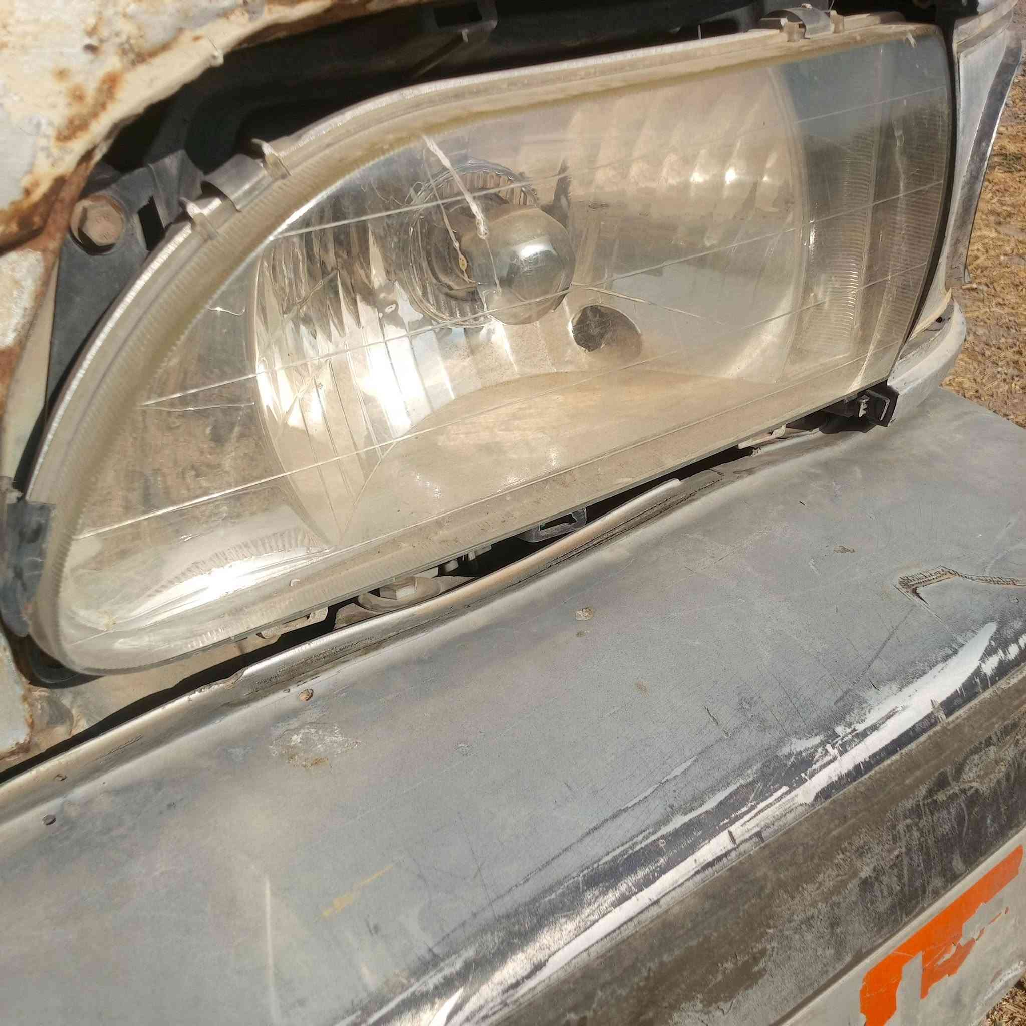 يوجد غراض كيه تفصيخ 
محرك كسل خير من الله شتريد موجود تصل بيك خيرر وتدلل 
*********** 
ديالئ بلدروز
