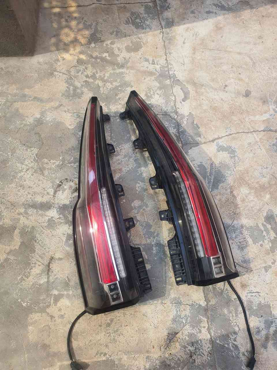 السلام عليكم
للبيع ويلات+تايرات حته الحساسات شغاله 8 برغي
وبسعر 650 بك لايتات يوكن وتاهو يرهم من موديل2015الى2020
بسعر 300الف سعر نهائي سله كويتيه اصليه للبيع بسعر200قفل وشاشات يرهمن يوكن وتاهو  مكاني البصره للتواصل
***********
***********
واتساب
