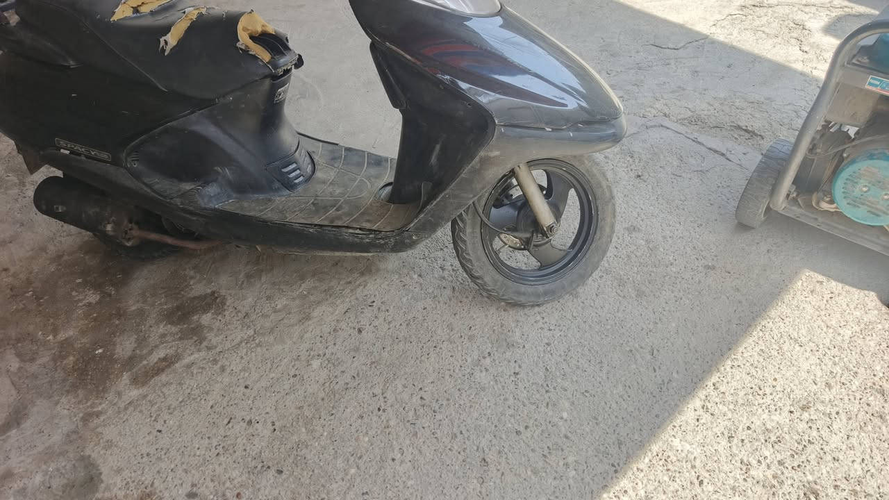سلام عليكم سبيسي ياباني مستعجل عليهة جاهزه اب 325 وبيهة مجال بسيط شراي يتصل ***********
