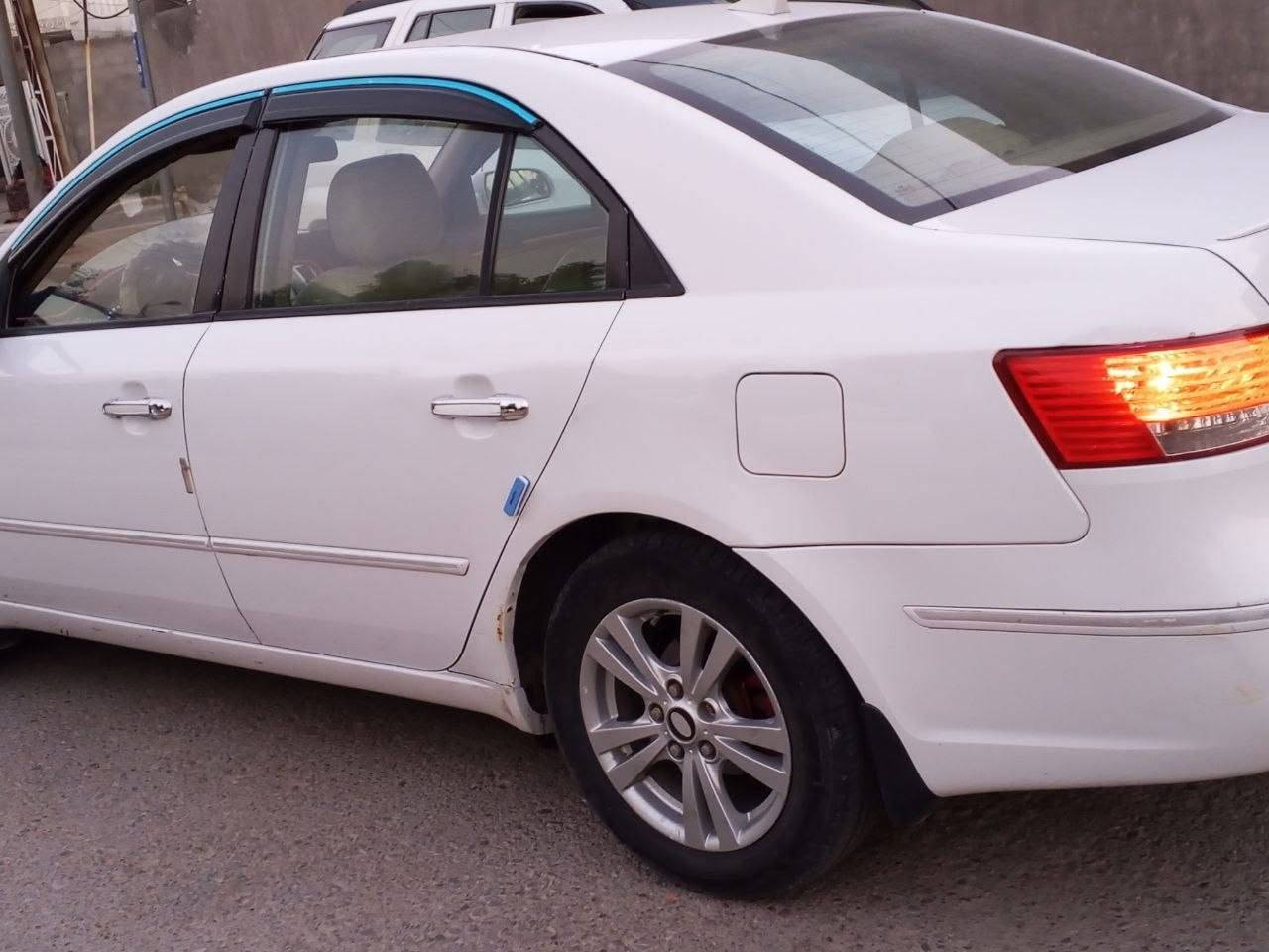 السلام عليكم سوناته 2009 للبيع كير مكينه مكفول خليجي محرك 2400 تبريد شغال ثلج صبغ اهلالات أو دعاميات تحويل ثاني يوم رقم بابل السعر 125 وبيه مجال للشراي 
الرقم *********** 
المكان بغداد محموديه بغداد, العراق
