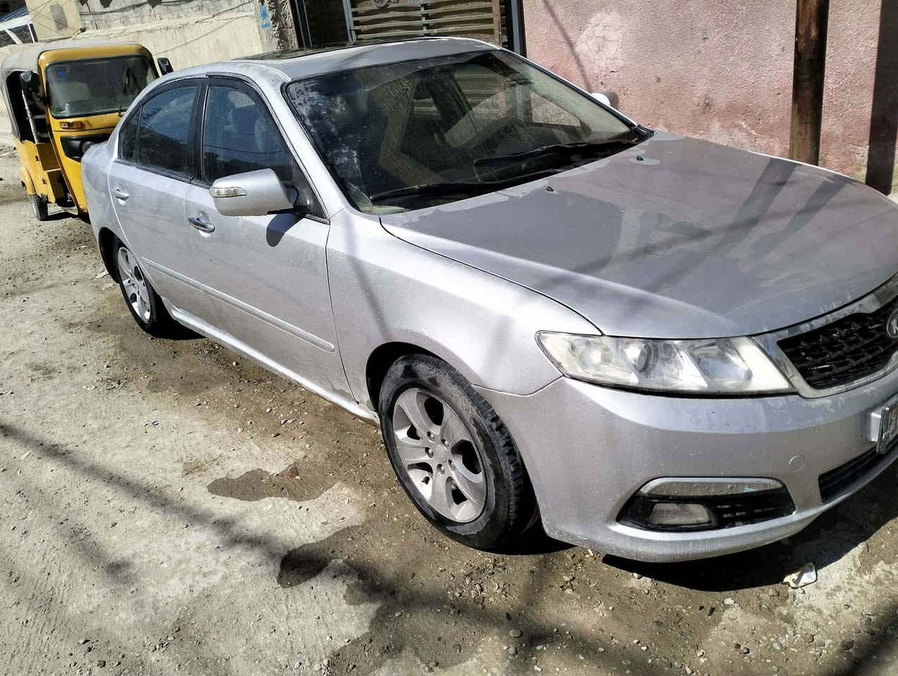 سلام عليكم كية اوبتمأ للبيع موديل 9 كير محرك تبريد تخم تاير باتري جديد رقم دولي هزة جديدة مكان لسيارة بغداد لحبيبية لمعلومة اني مكلف بل نشر لاحد يكلي شكد السعر خابر ابو سيارة ***********
