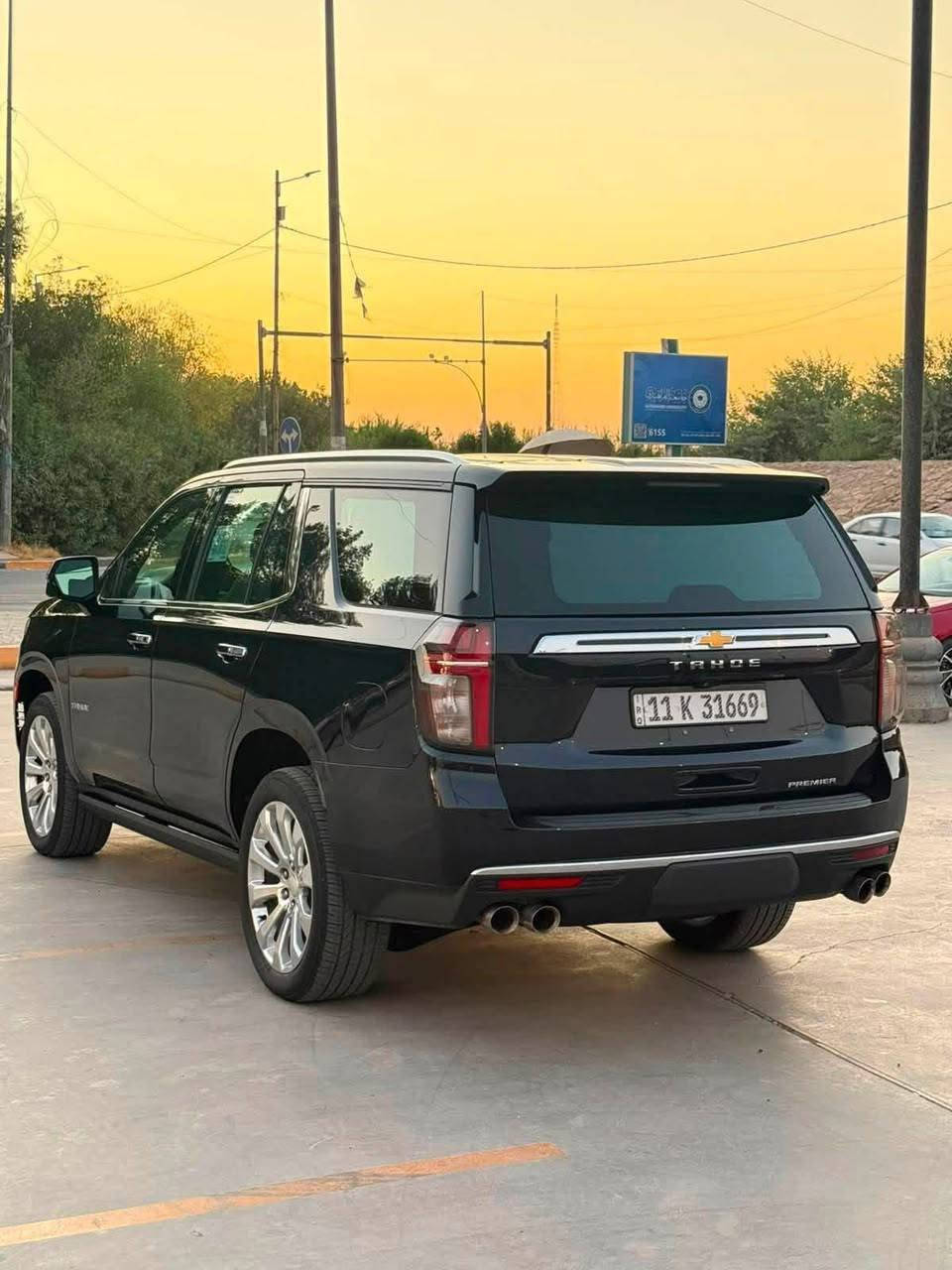 السلام عليكم
تاهو برمير خليجي وكاله المنصور 
فووول الاخير معروفه مواصفات البريم
رقم بغداد الدولي بسمي هزه جديده سنويه جديده 
كفاله عامه 
ماشيه 59
مديل 2021
لون مميز اسود ابو الشذره النيليه 
دادتشو
دوس كهرباء 
ملاحضه بيه تكحيل كارت كد اصبعين فقط
مكان السياره بغداد حي الجهاد الأطباء 
السياره جديده بمعنى الكلمه واستخدام شخصي
فابلون الشركه بعده بل الكاعيه موجود 
العده عله حطتها من الشركه
السعر 445 بيه مجال  بسيط
الاستفسار *********** 
@

