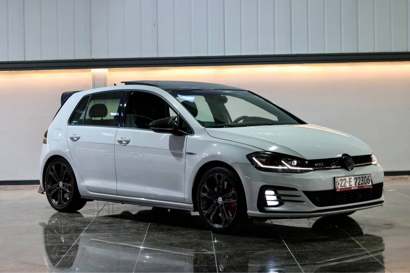 غولف GTI • ٢٠٢١ • ٦١٠٠٠ ميل