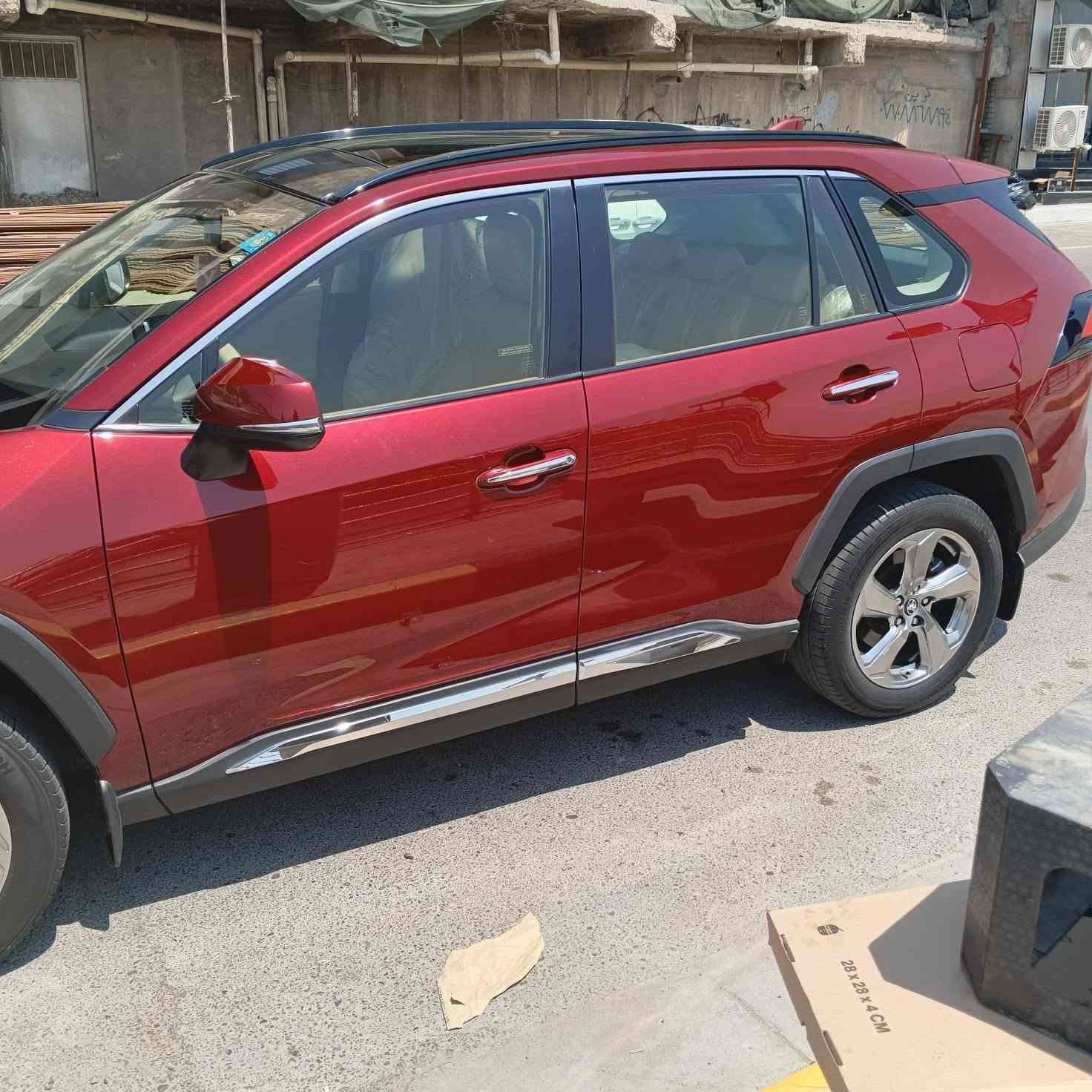 تويوتا راف فور RAv41/1ا 2019على مواصفات بالخليجي ساز كلين تايتل كفاله كير ومحرك مامفتوح لوك سنويه جديده رقم جديد و سياره بسمي شرط التحويل بالحكتور لايتات امامي خلفي زينون +LED لايتاتAUTo ويل كروز حجم كبير سقف بانوراما على طول السقف  فور ويل4WD حساس امامي خلفي بصمه ابواب+تشغيل +تشغيل عن بعد+صندوق شقط+كهربائي+كشنات كهرباء +كشنات جلد لدات داخلين تحكم استيرن فول+تحديد سعره+تبريد لمس بيانو +شاشه اعطال مودات قياده -sport+Eco,+NoRMAL اشاره بالمرايه محرك 5؛2 الممشى 77الف كم لتواصل *********** ملاحظه اخوان الشراي والجناي الحقيقي يتصل ويتدلل واني الممنون
