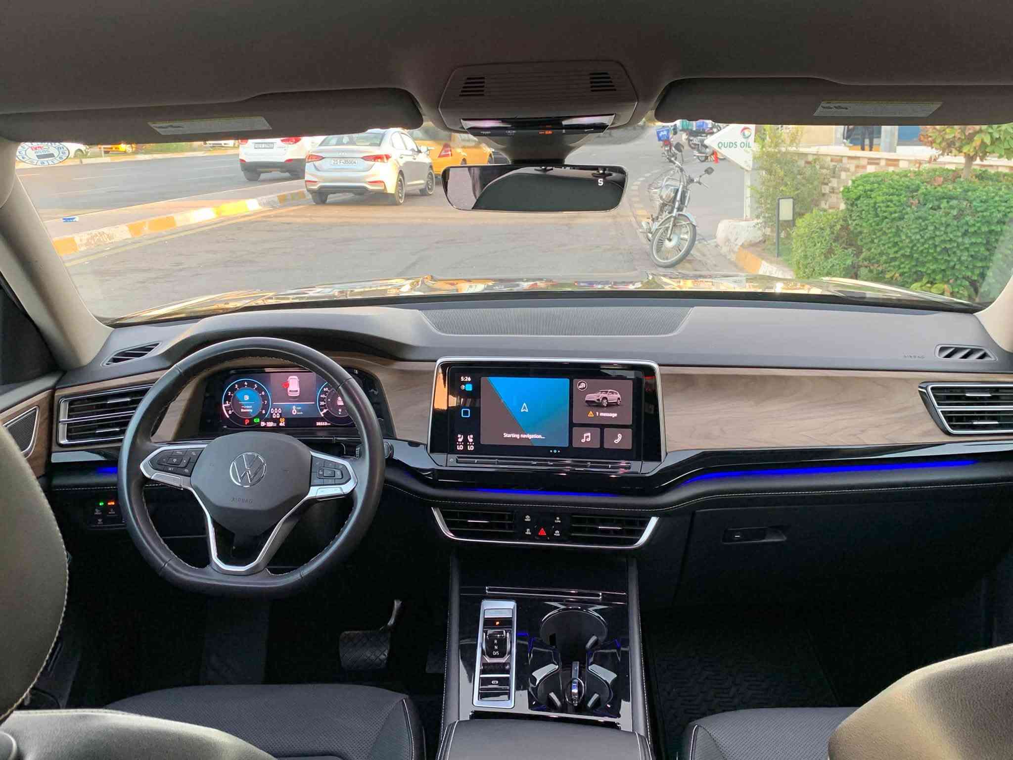 Volkswagen Atlas 24 SE 🇩🇪
فولكس واكن اطلس ٢٠٢٤ se للبيع  

ماشي  السيارة 38 الف كم حقيقي 
محرك 2.0 توربو + كير شرط
270حصان/370 نيوتن متر
مواصفات السيارة كالتالي
تحديد مسار📍
تثبيت سرعة  💯
ابل كار بلي + اندرويد اوتو 📱 

7 راكب 👥
شحن لاسلكي
عدادات ديجتال
تدفئة كشنات + الستيرن
6 وضعيات قيادة 
انارات iq led
حساسات 360 درجة 
نظام قيادة ذكي
ناقل حركة أوتوماتيكي 8 سرعات 4motion
تشغيل عن بعد
دخول ذكي
تشغيل ذكي
انارات ترحيب
نقاط عمياء
كشنات جلد
شاشة معلومات
تحكم الشاشة عن بعد 
تحكم صوتي 
قطع تبريد 3
فتح صندوق ذكي
صندوق اوتوماتيكي
اوتو هولد
اوتو ستارت/ستوب
هاند بريك كهربائي
كشنات كهرباء

سيارة بيها رأس البونيت صبغ و شبر تعديل بارد فقط 
بدون دواخل بدون ايرباك  💫

سعر  285 وبيها مجال  💵 

شرط التحويل

للتواصل على الرقم
***********
***********
متوفر واتساب او اتصال

مكان السيارة:كركوك  📍
