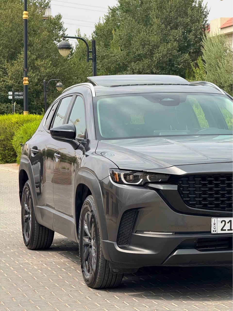 MAZDA CX-50 2025 primuem 
مواسەفاتی پریمیومە دەرگای دواوی بۆیاخە ئێرباگ بەس سوکان تەقیوە سەیارەکە ڕەقەمەو بە ناوی  خۆمانەوەیە توحویلو خەرامە بە شەرت ٢٠٠٠ کلم ڕۆشتوە هسابکە هەر سفرەو ڕەقەم کراوە 
*********** السليمانية, العراق
