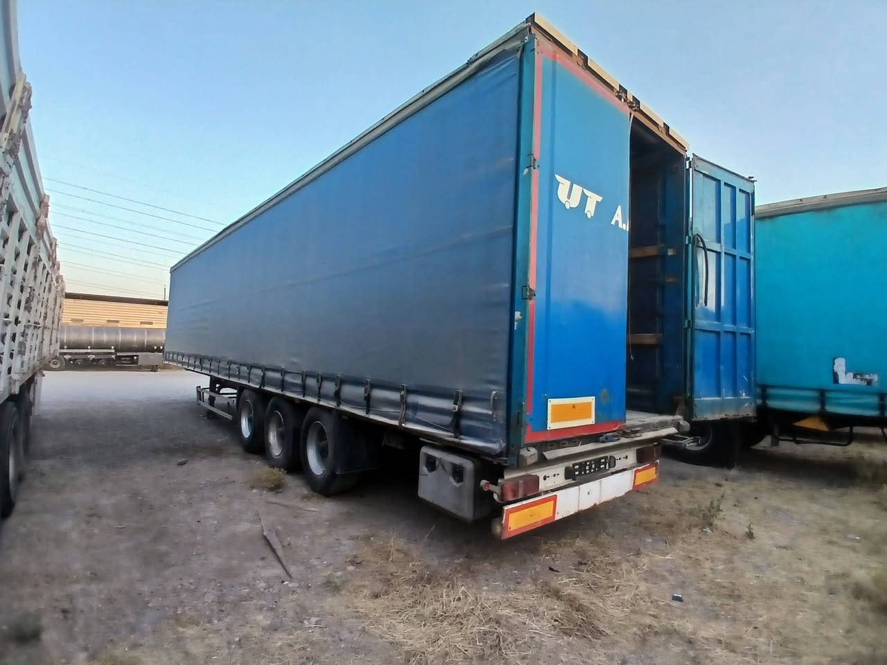 السلام عليكم بودي كورون منافيس باغزات جاز للشغل رقم الهاتف.***********.0751223058
