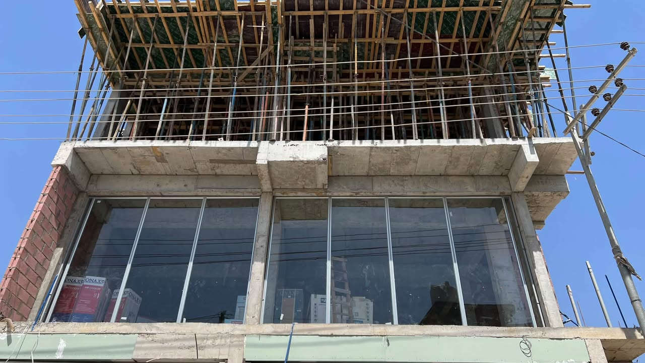 الأسطورة الزجاج لعمل جميع انًواع الزجاج والمحجرات والمنيوم و الواجهات السلايت عمل في اي مكان ***********
كرار الأسطورة
