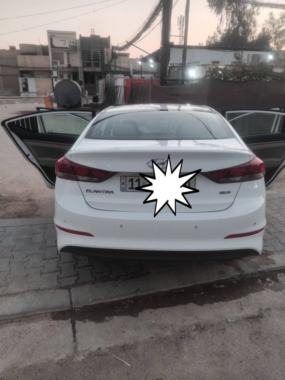 السلام عليكم النترا سوبر خليجي موديل ٢٠١٨مكفوله ماعدى صبغ البنيد كير محرك شركه رقم بغداد مكان السياره كربلاء المقدسه ***********
