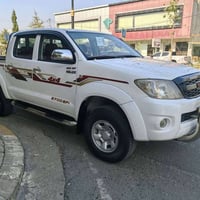 هايلكس • ٢٠١٠ • شقلاوة