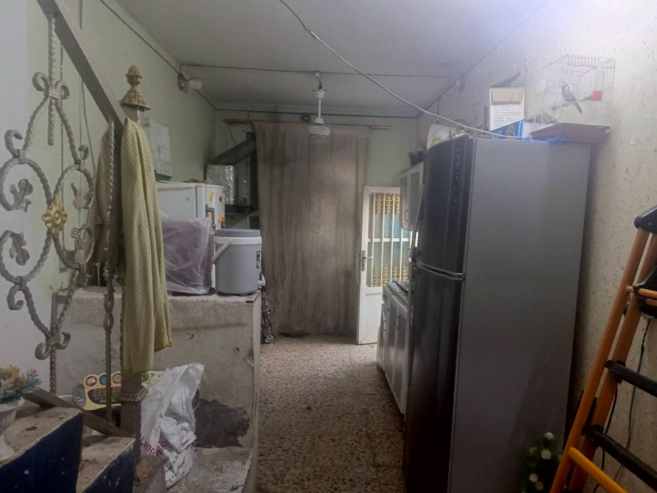 يالله دار  البيع المساحه 77متر
طابوزراعي سند 25قرار محكمه. سعر مناسب

ثاني بيت عن شارع الفلل ا

بناء حجر السقف صب كونكريت  نضيف البيت صطح كامل 

 العنوان كوفه علوت الفحل شارع الفلل قرب اسواق الجنات 

يحتوي ع غرفه  وستقبال ومطبخ وصاله  وتخاريج داخليه وخارجيه 

الستفسار تصل ع رقم ***********وتساب. يوجد كافت

 المساحت الزرعيه

