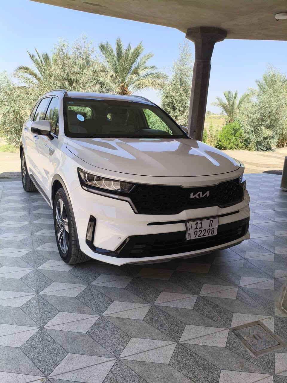 سلام عليكم سورنتو موديل 23رقم بغداد مكفولة ماشيه 55 عده بارد بسيط سعرها 265 رقم الهاتف 
***********
***********
