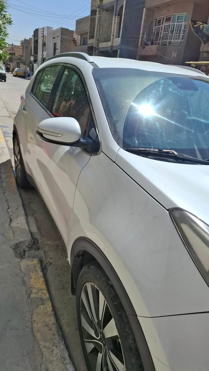 سبورتج ٢٠١٧ خليجي رقم بغداد بيها صبغ بابتين جهة اليمين ماشية ١٨٨ الف بصمه وحساسات وسماعات جيبي ال اريل نفكيشن تبريد قطعتين مكينه وكير وتبريد مكفول وبيها جرس بل ١٢٠ .. السعر ١٥٥ وبيها مجال
*********** وبي وتساب
