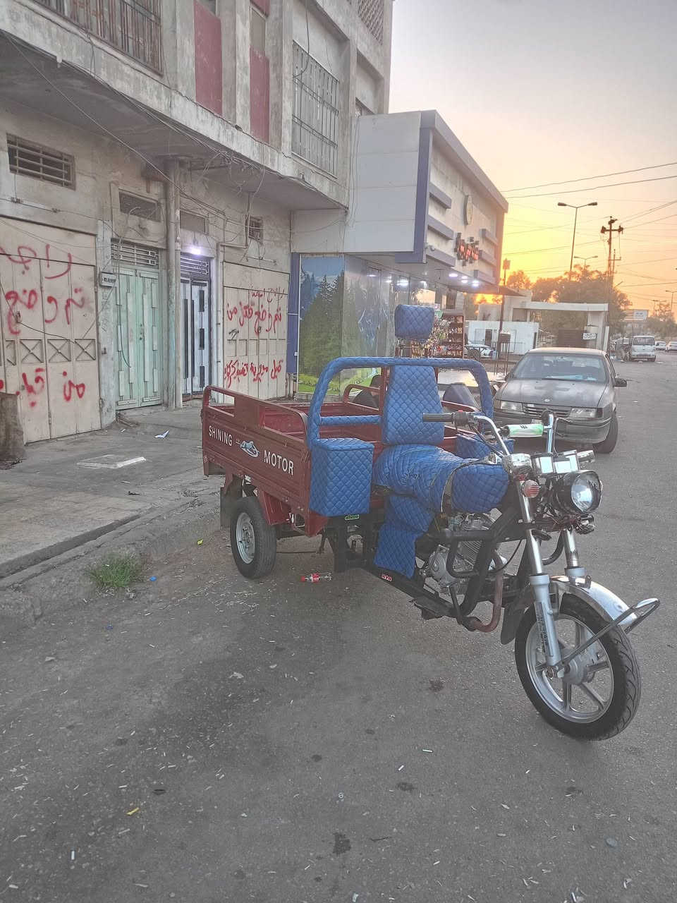 سلام عليكم ستوته فحل عالي للبيع شاصي21 مكينه23 بليته ما بيها اكفلها سرقه وشرط لالحيم ولافطر ولا خياس زوج تايرات جديد عليها كهربائيات كامل شغاللات سعر مليون ونص بيها مجال 
مكان كركوك 
قادسيه 2 رقم ***********
