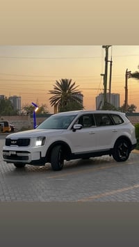 تلورايد بيع أو مراؤس فقط فقط بلاندكروز 2022وفوك موديل 2023 احنه مطلعيه...