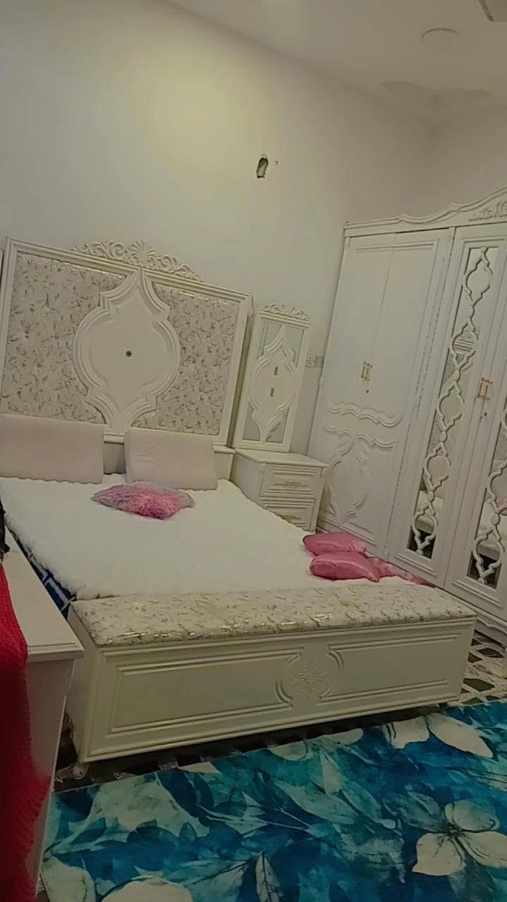 بيت للبيع ام الكبر والغزلان زراعي ٢٥ مساحه 100 متر طابقين طابق الاول يحتوي ع استقبال صاله غرفه نوم منور حمام عدد 2 طابق ثاني غرفتين نوم صاله حمام مع بيتونه كبيره وسطحين موقع مميز كامل الخدمات اسواق مدارس  ملاحظه الكاونتر مع البيت 🏠  الاستفسار اكثر رقم هاتف واتساب  ***********
