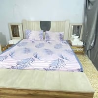 غرفه اخشاب تركي نظيفه السعر 600وبيها مجال بسيط للاستفسار 07826424237