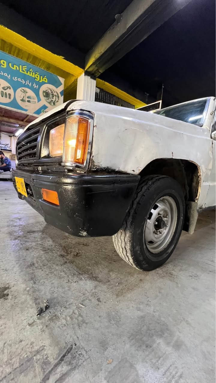 پیکاب بۆفرۆشتن 
زۆر پاکە
مۆدێل ١٩٨٨
گێڕ و مەکینەی بەشەرت
تەرجیل شاشە  
کابرێتەر
کامل تاقم وەیاری لۆک کراوەتەوە
ئاڕمی سلێمانی پلاستیک 
سەیارەکە ماڵی کەسابەتە
 ماڵی دۆستە
نرخ/١٩گەڵا و مامەڵەیەکی برایانە
ژ.م / *********** السليمانية, العراق
