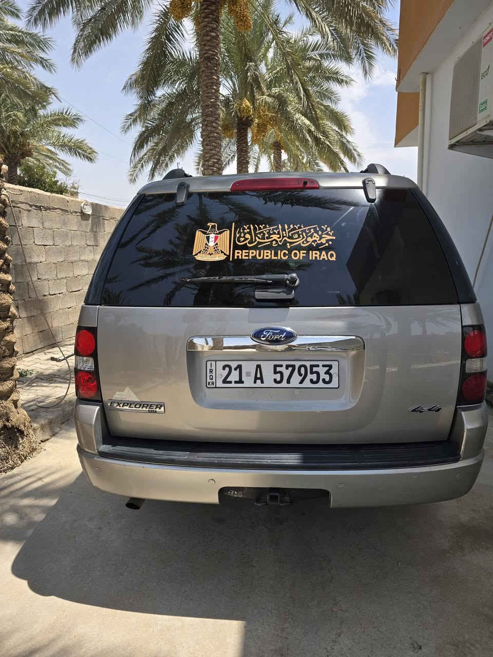 فورد اكسبلور موديل 2008 سيارة حلوة ونظيفة وهذا سونارهة 
رقم سليمانية جديد انگليزي سنوية لل29 تحويل مباشر بيهة نواقص بسيطة بيع او مراوس وانطي فرق السعر حسب الاتفاق 
7 راكب ماشية 186 كير محرك كفالة تخم تاير جديد صدر امامي صار شهرين من بدلتة تفاصيل اكثر راسلني. ع الواتساب هذا رقمي ***********
