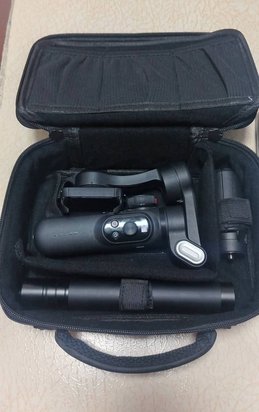 جهاز مانع اهتزاز مال تصوير(اوزمو سمارت x برو) جيد غير مستخدم فقط فتحته علمود التشغيل السعر 65 الف 
مكاني البصرة رقمي ***********
لايوجد خدمة توصيل
