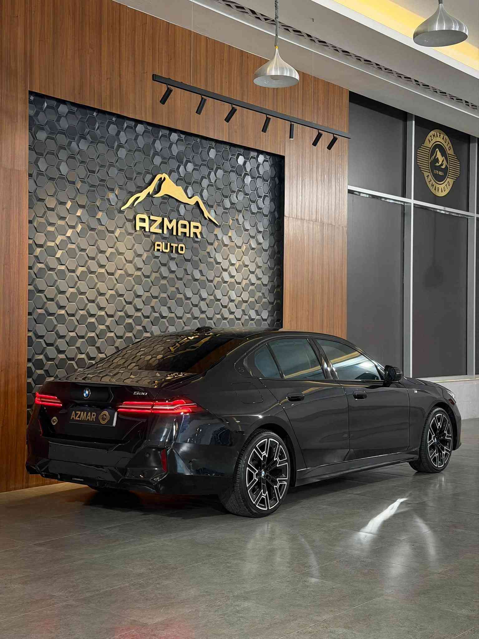 Bmw 520i M pro package خليجي🇩🇪
موديل: 2024 
وارد: خليجي ✅
دواخل :لدات كرستال
نضافة : سياره 100% 
السعر : 420$ ورقة

لوگژري:الفخافه🔱
مواصفات سياره فول 
دواخل احمر لون راقي
بانوراما
٥ بردات
7 مود تغير شاشات
شاشات ديجتل
لدات متنوع الخلفيات
اوتو بارك 
تحكم من الموبايل بلكامل
تحكم عبر التكلم بلكامل 
تنوع القياده ٦ مراحل
حساسات ٣٦٠ درجه
شاشه عربيه بلكامل
شاشة تبريد مركزي خلفي
صندوق كهرباء
رادارات امامي خلفي جوانب
كسنان مساج وخزن وكهرباء
ترحيبbmw
بيها شبر جاملغ خلفي صبغ بدون دواخل

سعر: 420$ ورقة
للاستفسار : ***********
العنوان : السليمانية المعارض الجديدة شركة ازمر اوتو معرض رقم ٣٤

