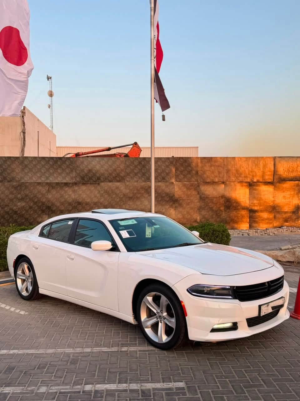 السلام وعليكم جارجر 2016 SXT كندي عينه 260 كلين تايتل كفاله ضربه وصبغ وتبديل بيه مكان واحد بارد رقم اربيل الجديد تحويل وكاله موجود ماشيه 85 جديده السياره
العنوان: بصره
السعر: 210
رقم الموبايل: ***********.
