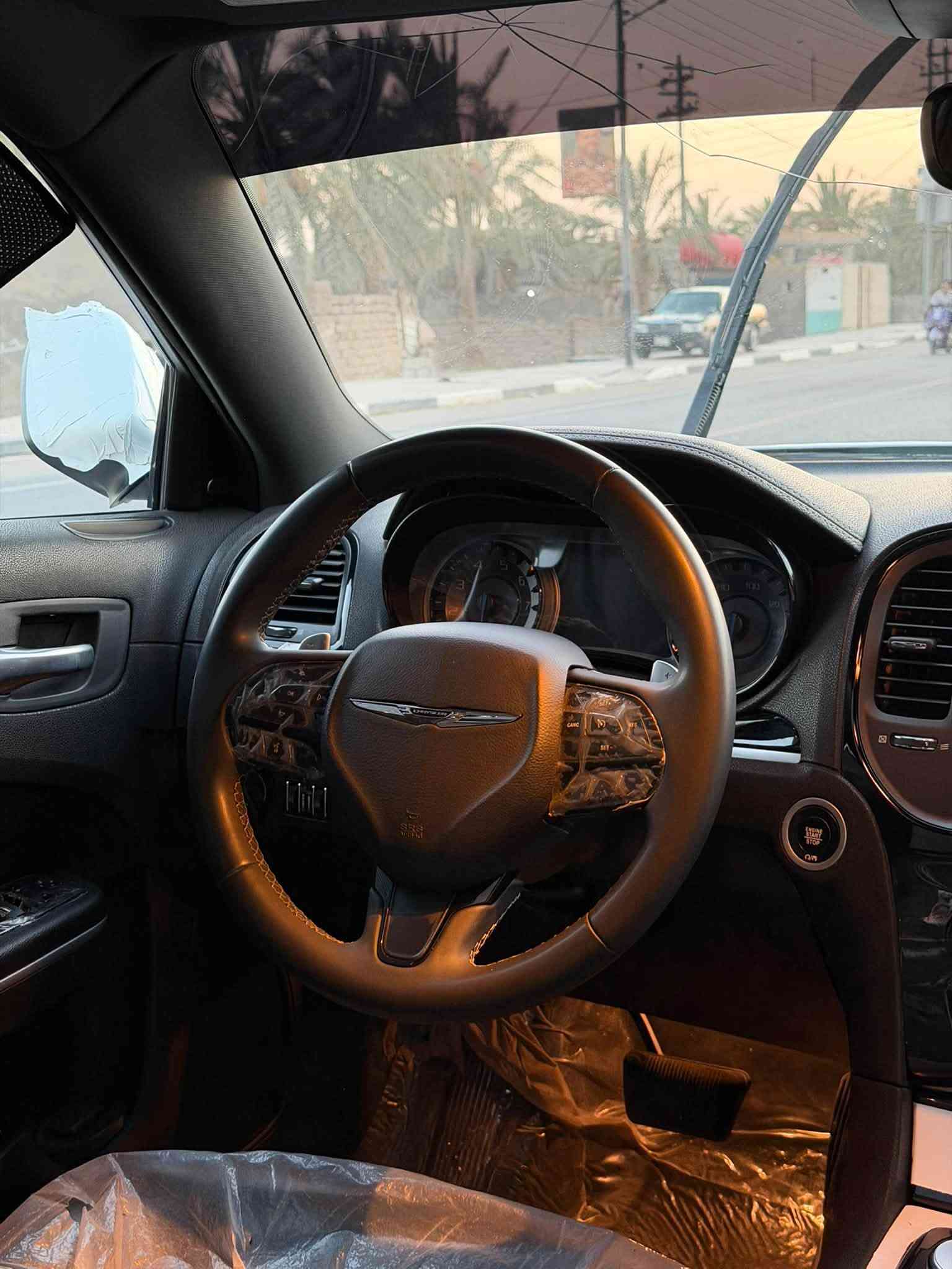 يالله سلام عليكم كلايسلر اوباما S23اصل اخر اصدار مكينة3600كفالة من صبق والفتح والتبديل والزلغ بيها بارد بيديئار بصندوگ بدون فتح وبدون تكحيل وبدون تقسيم وطلقتين بجاملق الامامي مسحوبات كارت فقط دعاميات كفالة اقرا تفاصيل كلهن ذاكرهن الك سيارة مثل ماشوف بصور واحلى من صور سيارة دخول جديد ضباط رقم بغداد تحويل ثاني يوم 
مواصفات السيارة 
رادار جانبي +خلفي
دخول ذكي نقطة عمياء +اشارة بالمري
سماعات مضخم 6+دمام بحنطة
نضام سبورت +عادي+شفتات ستيرن
كامرة دوارة +حساس خلفي 
شاشة وعينة نضام رياضي كشنات كهرباء ⚡️ 
تدفئة حضن علامة sسيارة فول 
كير ومكينة وحدادة وتبريد بحالة الوكالة 
مكان السيارة البصرة قضاء القرنة بني منصور 
شراي اتصل ع رقم وتدلل*********** السعر 298وبيها مجال
