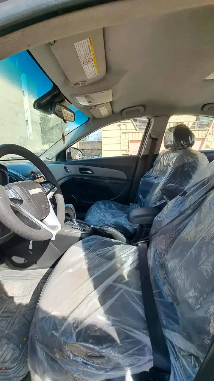 سلام عليكم شباب كروز خليجي كلينننن🔥🔥🔥                    كروز خليجي بدون ضرر سياره بس نصبتها تكفي سياره لون نفطي ال سياره                              حساسات أمامية وخلفية ويل كب جامات كهرباء تحكم مريء كيرين تحكم مقود جهتين مثبت سرعه                                          محرك جديد كصه شرط 1800 ال مرغوب😈 سياره.               مكان ال سياره موصل اذا اكو هيج سعر بهيج نضافه معروفه          سعره.   🔥🔥😈  83 وبيها مجال اخوتي😈*********** 🔥🔥
