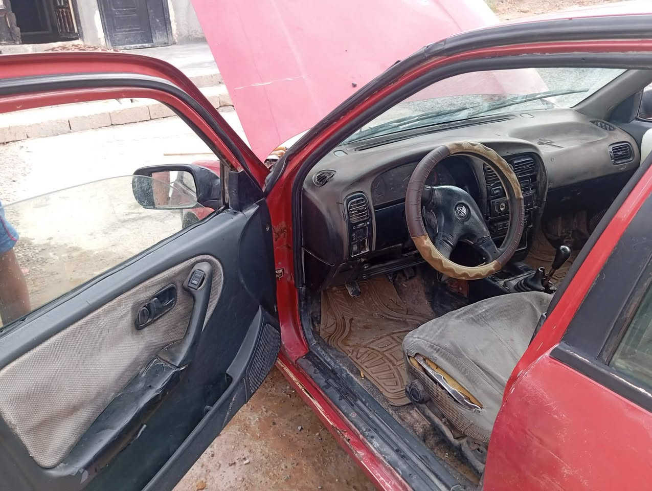 السلام عليكم ابرايمره حجم 20 امسجله بيها سنويه ماندل صاحبها اكفلها فقط محرك وكير حيل زينات شغاله نكره سلف وين ماتريد روح بيها كهربيات شغاله صدر نص عمر تايرات زينات السعر 12 وبيها مجال شعندك امراوس حسب القناعه التصال *********** مكاني الشرقاط
