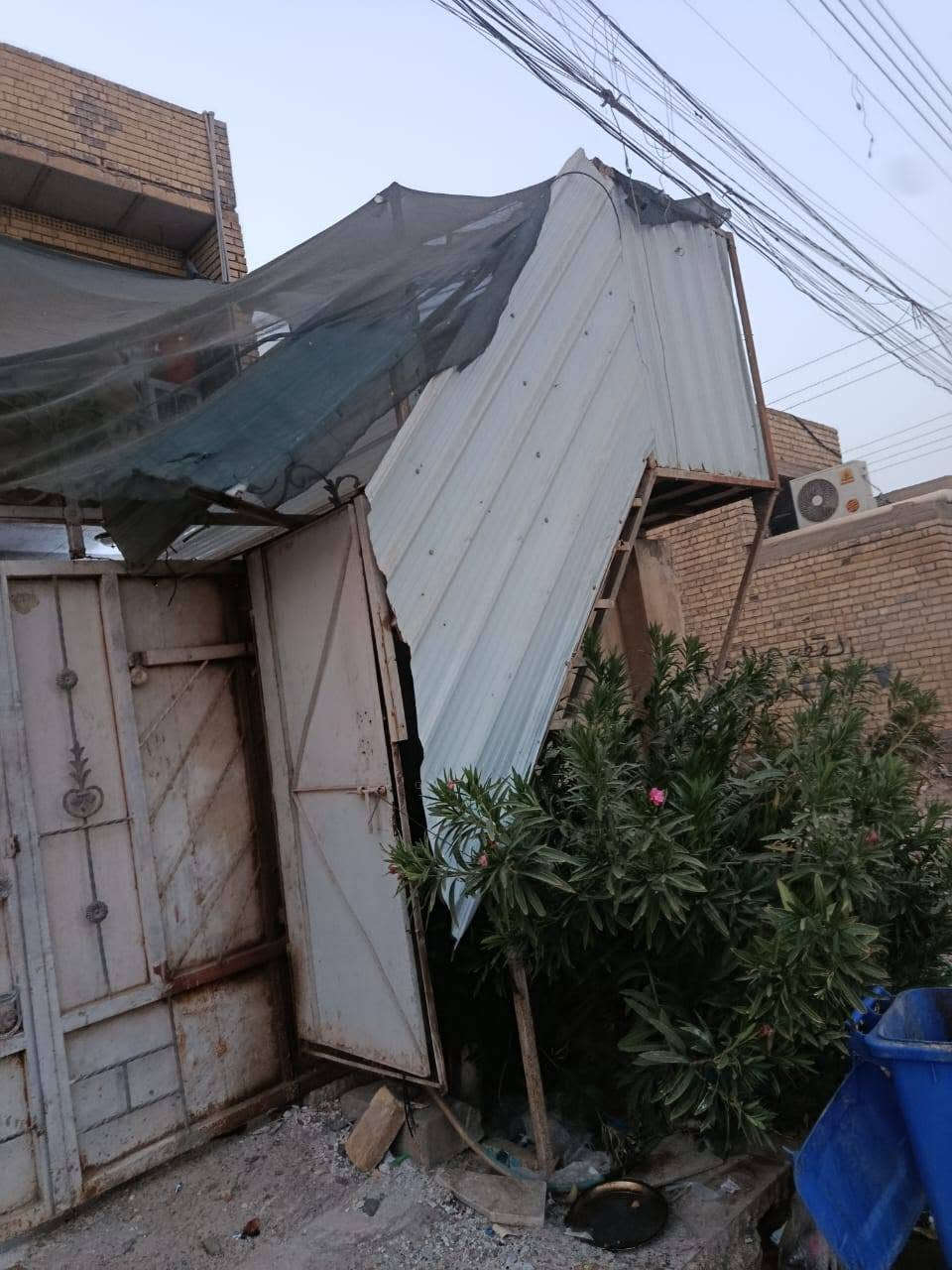 درج حديد خارجي • مترين وربع • نهاوند ٣