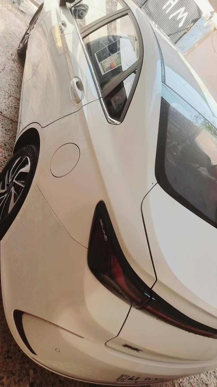 للبيع سياره بايك حره يو فايف بلص رقم ذي قار 
..BAIC U5 PLUS
 موديل 2026
حره 
مواصفات ....
ويل كب 
طي المرأة الجانبي
انذار
تحديد مسار
مثبت سرعة 
حساسات كامرات ٣٦٠ 
رؤيه محيطيه تنبيه مركبات جانبي
كشاف ضبابي 
مانع انزلاق 
كشنات جلد نابا 
سستم صوت روعه اعتمادي 
ارباك 
محرك  تنفس طبيعي ميتسوبوشي ياباني 
كير ياباني ايسون
هند بريك كهربائي 
جام كهرباء 
مثبت سرعه 
تدفئه تبريد سياره 
سيارة زيرو 
السعر 142 $ وبي مجال بسيط للشراي الجاد
***********
***********
ابوفاطمة
