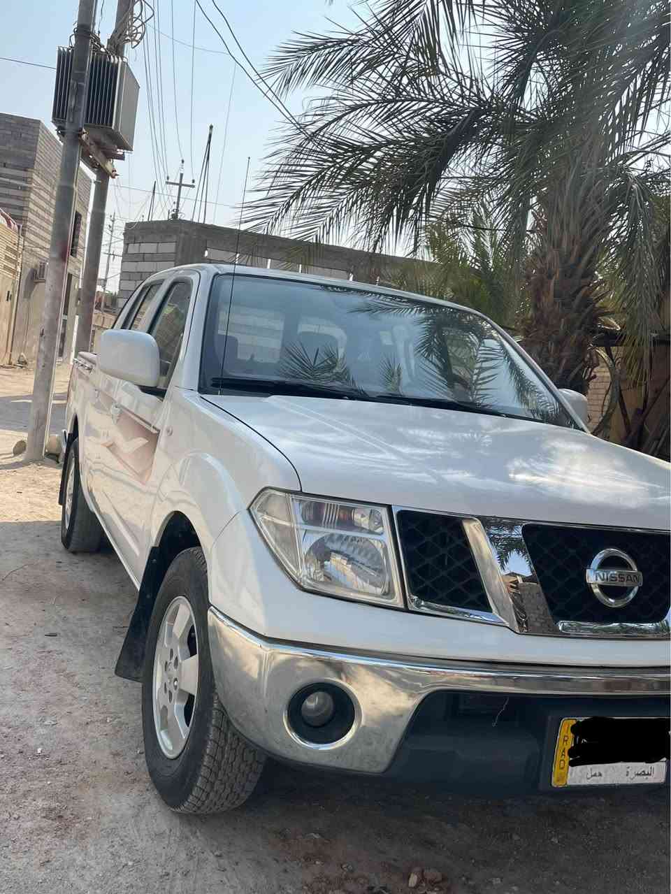 السلام عليكم للبيع نيفاره فول مواصفات مديل 2009سياره خير من الله مفوله من صوليات رقم بصره بيه بينيد وجاملغ بدلات وللتفاصيل اكثر تصل رقم*********** البصرة, العراق
