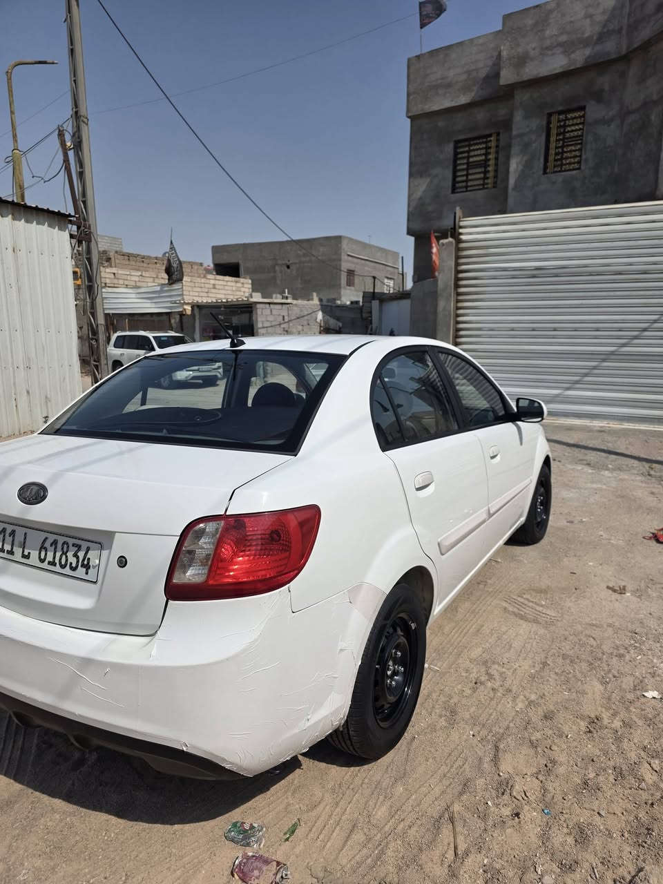 السلام عليكم كيا ريو موديل 11 خليجي  رقم بغداد بسمي مشروع وطني سنويه جديده بيه بارد مكان واحد قليل كلش موضح بلصور  ماشيه 169 الف حداده وتخم تاير وتخم ويلات كله جدد وتبريد شغال مكينه وكير مكفولات سياره كلش جديده وما متعوبه استخدام شخصي وما ناقصه اي شي نظيفه كلش السعر 85 وبيه مجال رقم الهاتف *********** مكاني شط العرب الجزيره ع شارع العام قرب جسر خالد
