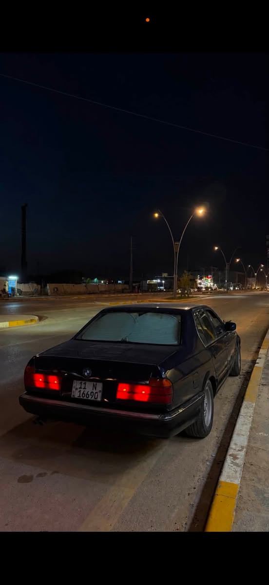 السلام عليكم
BMW 735 للبيع مكانها بالديوانية  

السيارة مصبوغة عام للجمالية 

رقم بغداد الجديد التحويل ثاني يوم

دواخلها جديدة و مرتبها على ايدي 

كشنات جلد 

ويالة نحلة 

تخم تايرات جديد

مسويلها حمام كامل للسيارة نضيفة كلش 

كيرها جديد 

محركها نص عمر 

لايتات زنون بگ لايتات اشاير حتى بالصفاح كلها جديدة و كاملة 

الشراي يتصل ***********
