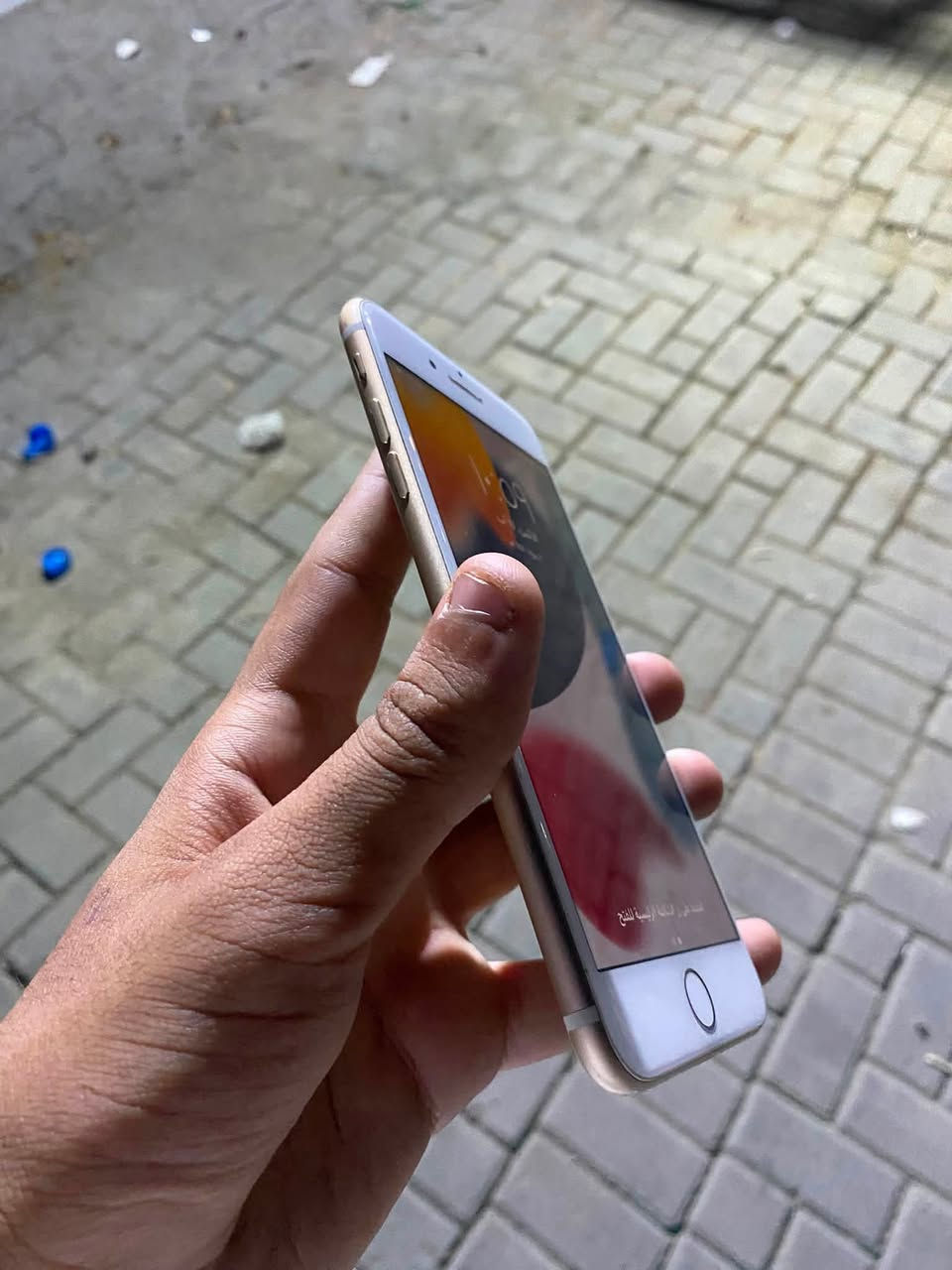 السلام عليكم أيفون 7 بلاص للبيع بطاريه 64 جهاز نضيف كلشي مامبدل بي السعر 110 وبي مجال قليل ***********
