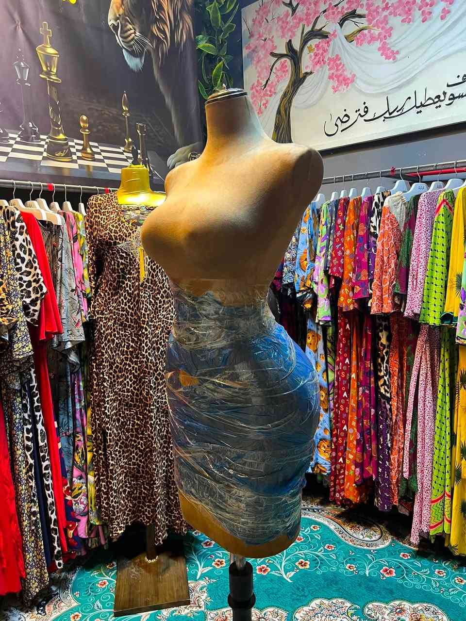 ملكانه نحت لانجري  من الاوليات  سعرها 170 عنواني بغداد حي اور ***********
