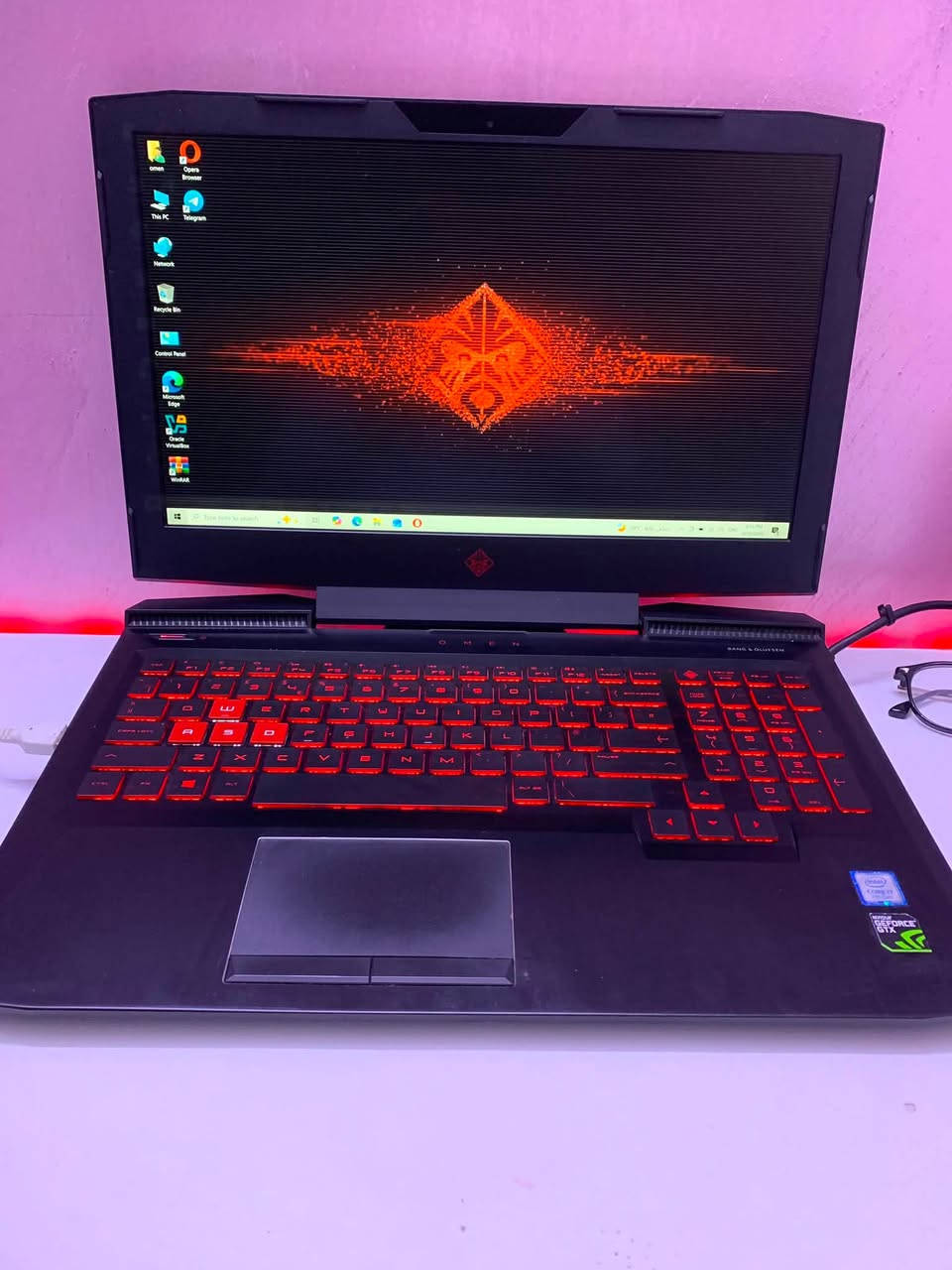 🔥Hp omen 15 gaming🔥
Cori 7/th 7700HQ 

التردد 2.80ghz

رامات 16

هارد ssd m.2 256 للنظام + 1T جاهز 

كارت شاشه داخلي انتل كرافيكس 8g

والخارجي gtx1050 2G

كيبورد RGB احمر كيمنك قابل للتحكم

بطاريه ممتازه ساعتين مثل الورد 

الجهاز كلش نضيف واستعمال قليل

السعر510 بي مجال للشراي 

مكاني بغداد الدورة 
للأستفسار ***********

الالعاب الي تم تجربتها وبأدات سلس
Gta v
Fifa
Forza
Red dead
Call of duty
Fortnigt
Valorint
كذلك نضام كالي
