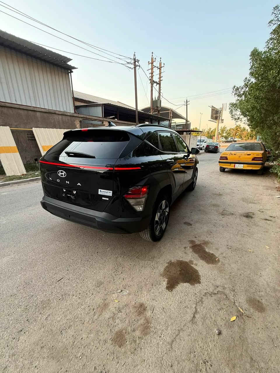 كونا 2024دخول جديد منفيس بسمي
بدون رقم على وضعها

محرك 2000دوش

ماشيه 16الف

بدون تصليح على وضعها

مواصفات 

بصمه رادارات تحكمات شاشه متصله لد امامي وخلفي 

تشغيل عن بعد تدفئه كشنات ويلكب 

هند بريك بصمه

السعر   124بيها مجال 

الاتصال ***********

بغداد كراده
