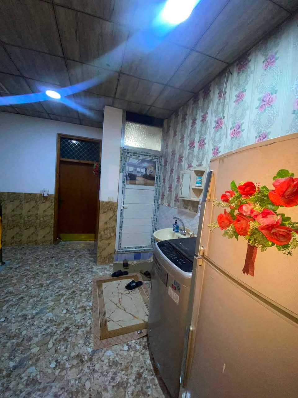 بيت لبيع مساحة 105 واجهية 5طابقين بيت حيل نظيفة بناء سنة 2016 العنوان نعيرية يم مدرسة سومر بيت طابو صرف مسلح رقم الموبايل ***********
