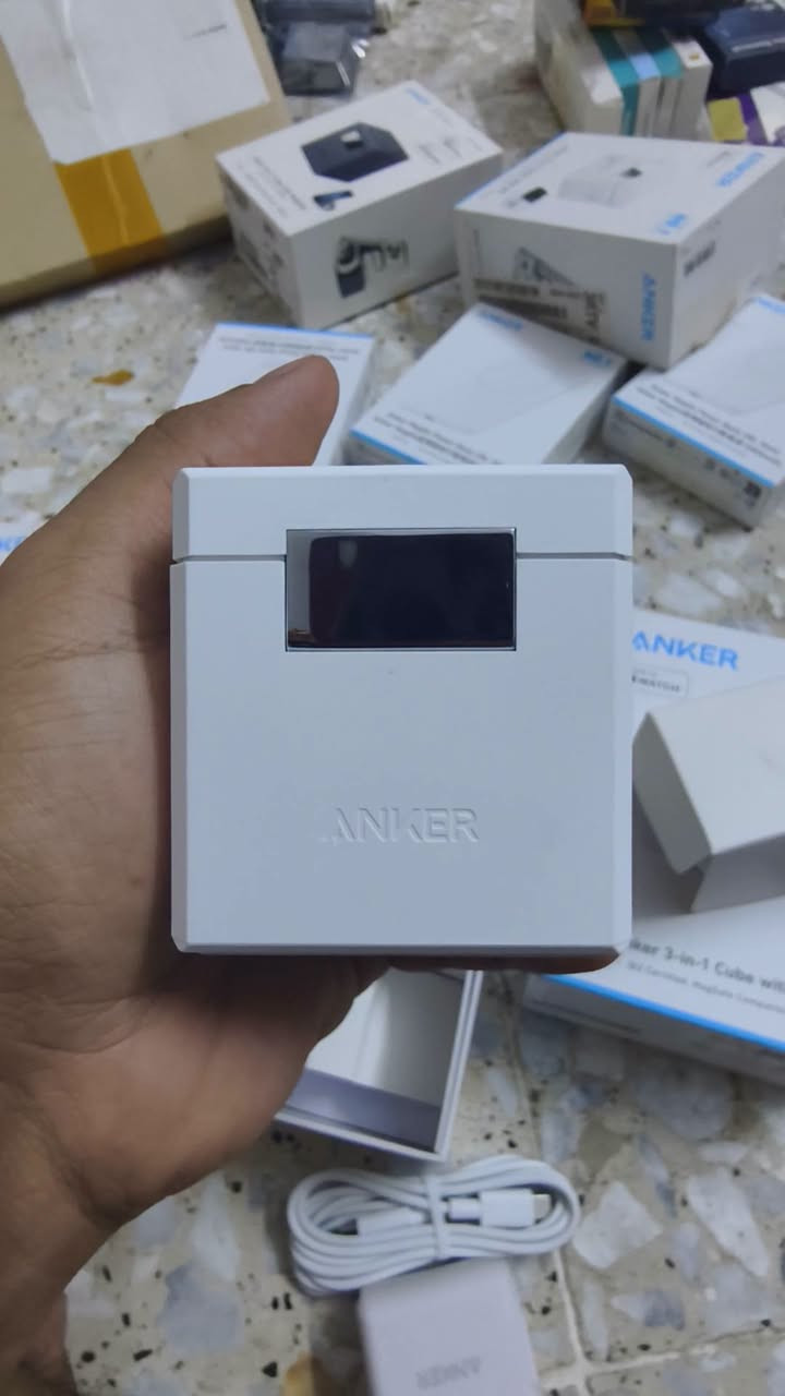 مكعب انكر كامل جديد لوك ب50وياة كيبل انكر وشاحن انكر بلاش بسعر الشاحنة

نص مكتوب في الصور:
- vivo X200 Pro | ZEISS
- ١٥:١٤ ،٢٠٢٦/١٠/٠٣
- ١٥:١٣ ،٢٠٢٦/١٠/٠٣
- vivo X200 Pro I ZEISS