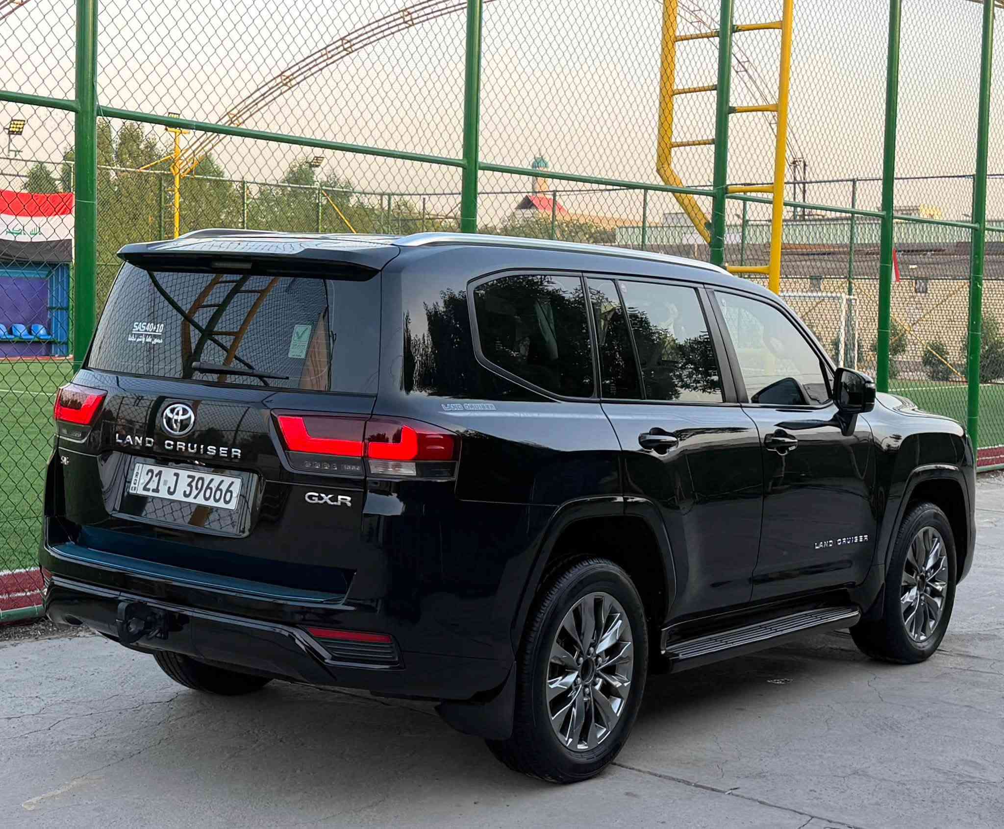 لاندكروز GXR • ٢٠٢٣ • ٣٤٠٠٠ كم