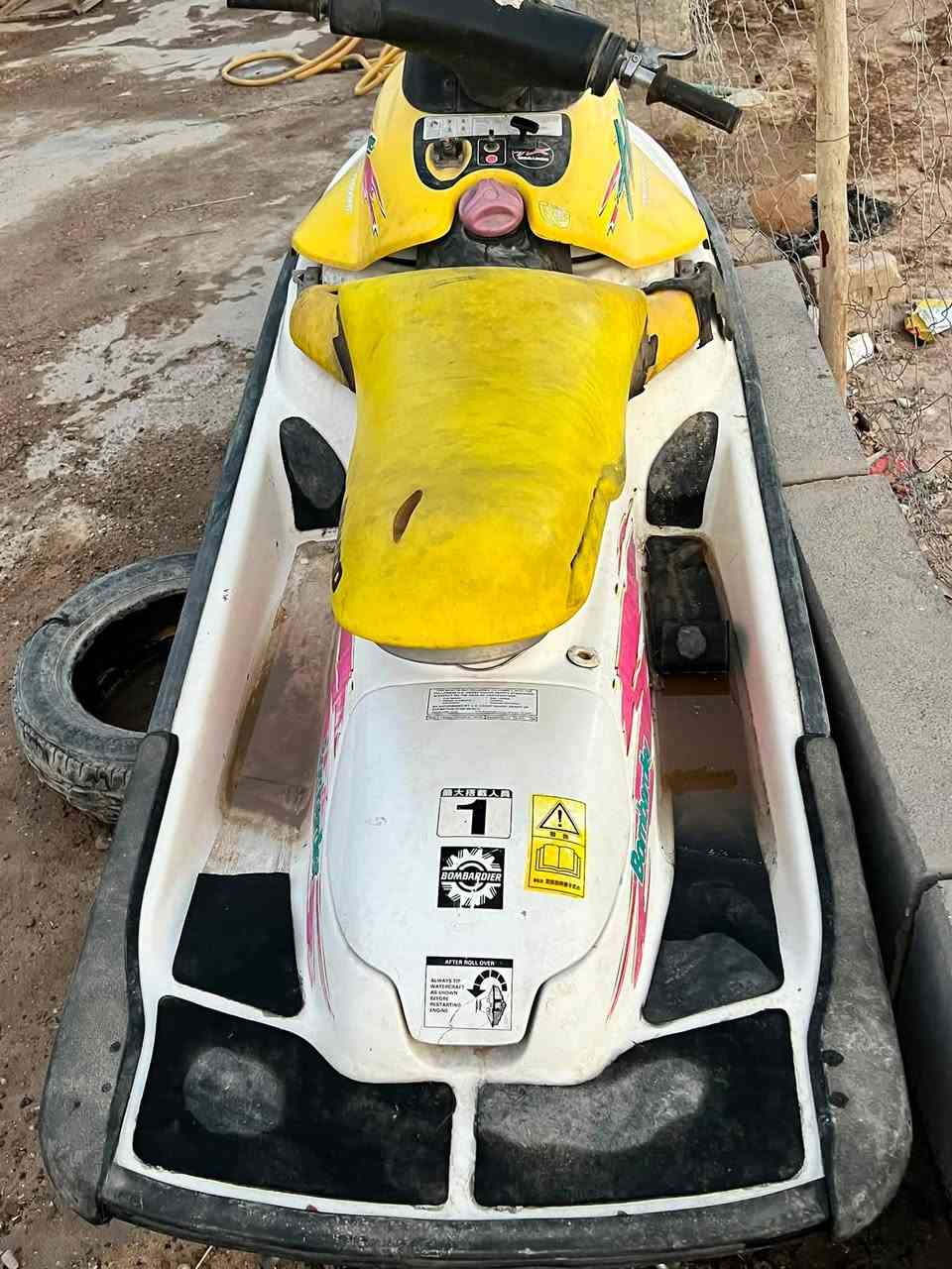 سلام عليكم جت سكي سيدو محرك 720 مديل ١٩٩٩جت شغل بي مشكله باكابريته مالت حت شغال سعر 10 ورقات العنوان نجف تصال ***********
