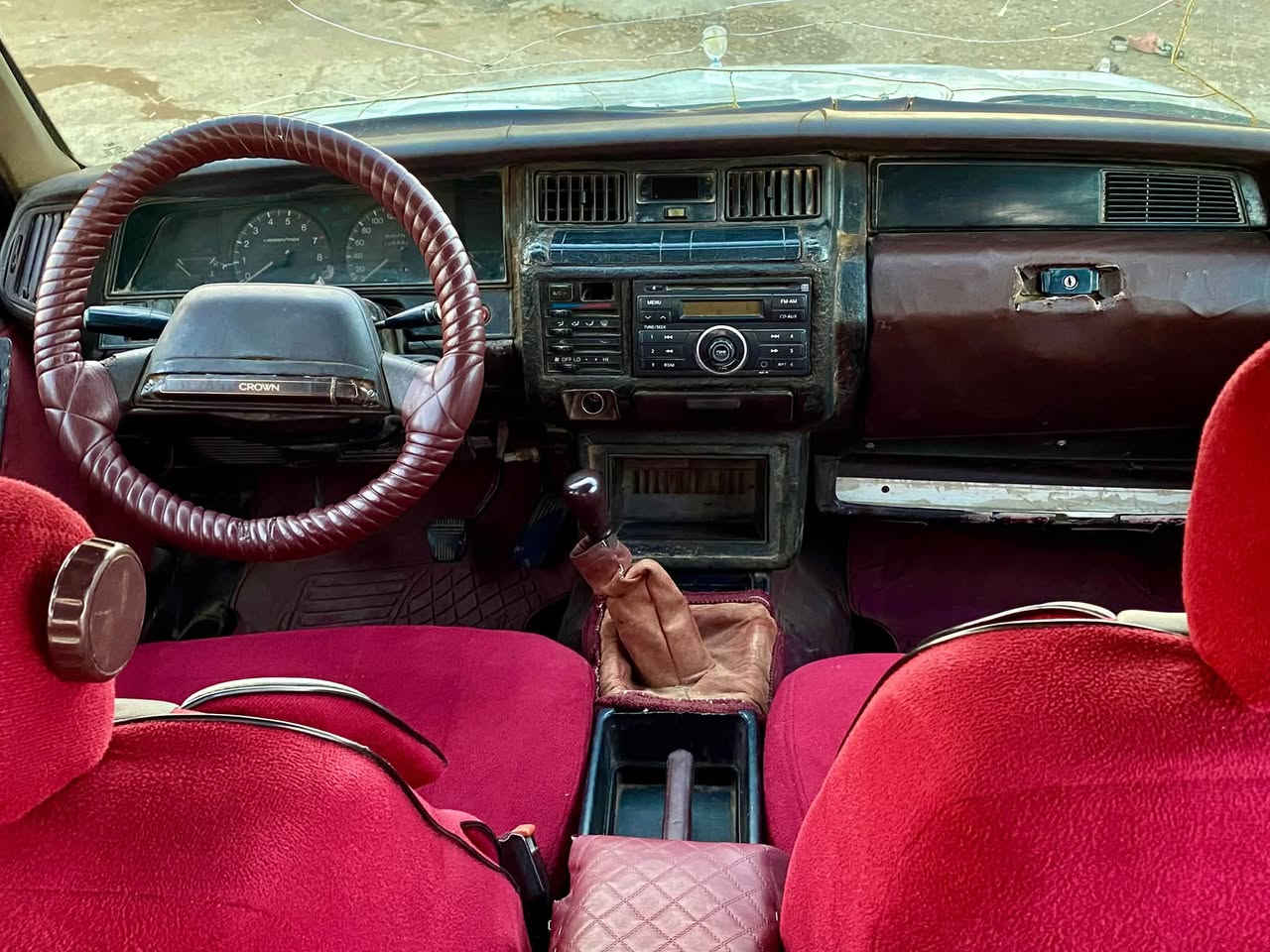 سيدان 1989 كير محرك شرط رقم نينوى الماني شرط التحويل مصبوقه عام للجماليه السعر 40 وبيها مجال  ويرهم مراوس ***********
