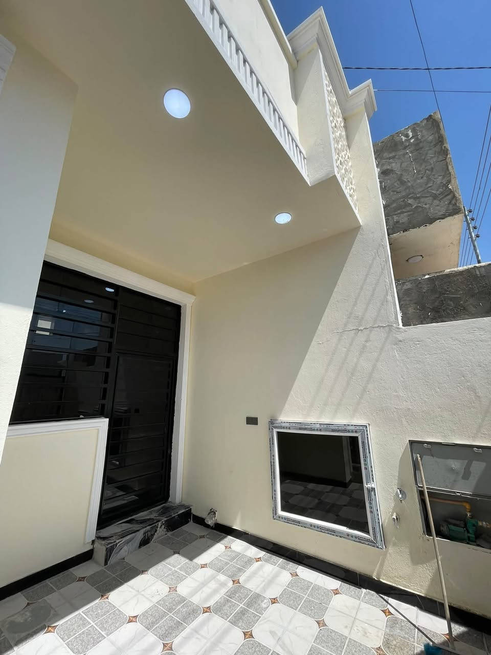 💎🔹مكـ✯͜͡المصطفى𝄠ـتب▪️💎

((بسم الله الرحمن الرحيم))
🏡     🏘      🏚 

السلام وعليكم

    🏡     🏘      🏚 

#يوجد_مشتمل_للبيع 

#العنوان  الفلوجة 
#المنطقة حي الشهداء // مقاطعة 19 الف خلف مجمع البرديني موقع مميز  بصف الحديقه وبنص سكن مربع ذهبي
 

✅المساحة : 125م
⬆️ الوجة : 6 وربع م
🏞️النزال : 20م
 
مكون من
غرفة 1
استقبال 
صالة 
مناور 2
مطبخ
صحيات
الارضية سيراميك
الجدران سيراميك 

                       #بناء 🧱 : طابوك
      
       #شارع 🏞️⬆️⬆️ : 10م

   
        
    ⚖️⚖️   نوع الملك : طابو صرف تحويل مباشر 🏙 

        #السعر 💰💸: 84 مليون وبي مجال
الاستفسار اني صاحب العقار /***********/***********
