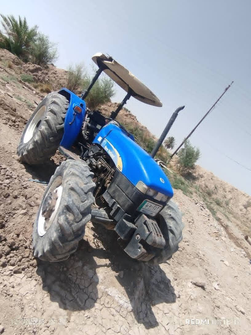 نيوهولند • ٢٠١١ • حجم ٨٠