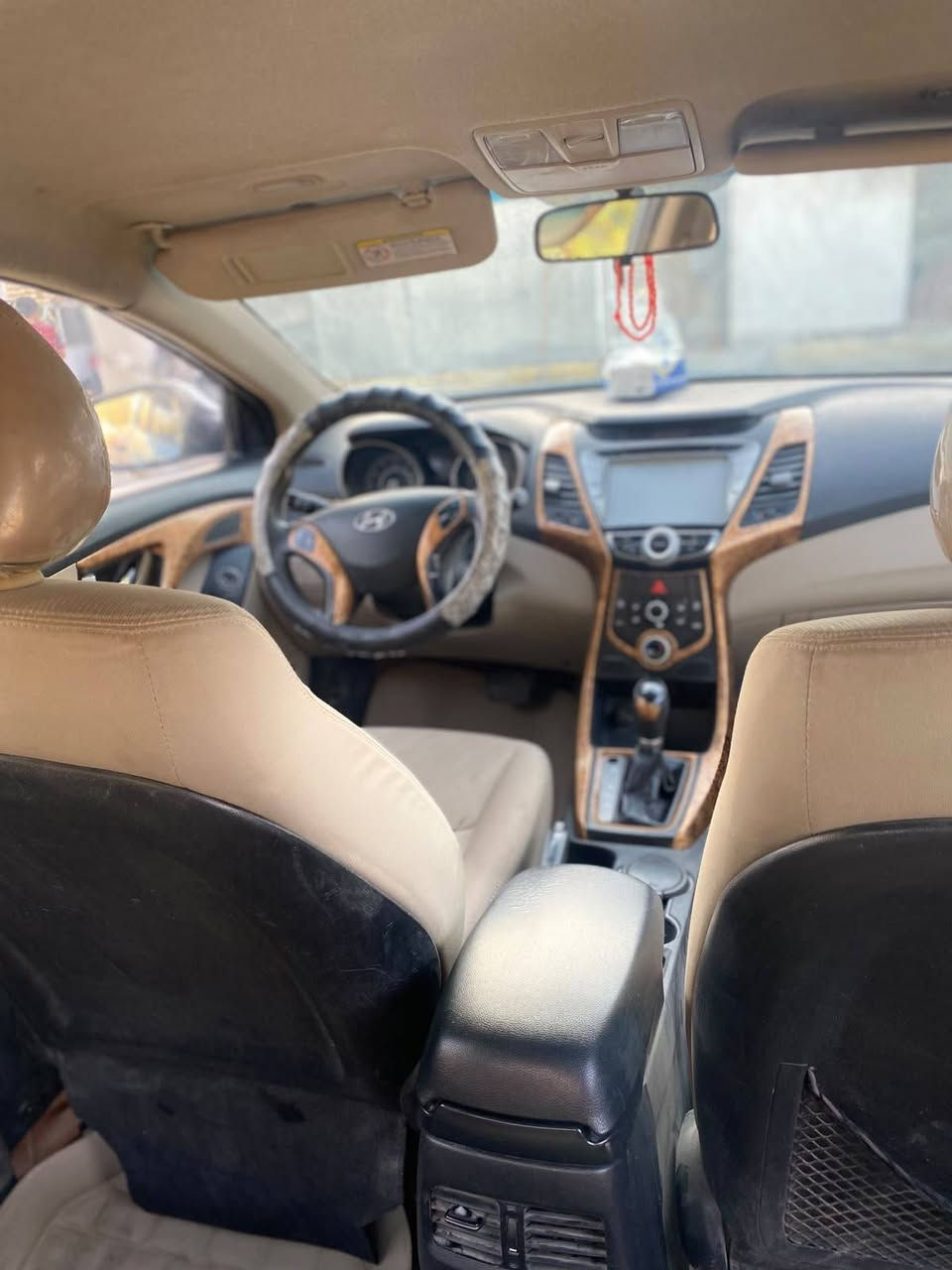 سلام عليكم سيارة خليجي موديل 16 بيها بس بنيد المحرك 1800 مكانها ناصرية السعر 95 وبيها مجال ***********
