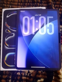 ايباد M5 نضافه 100/ بطاريه /99 بعده جديد 1375 للاستفسار 07815873552