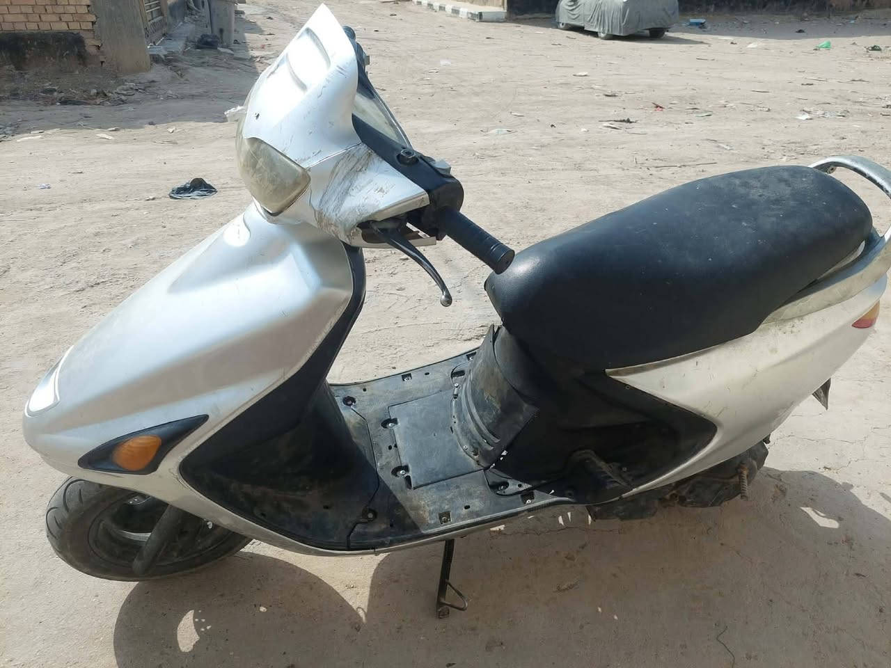 سلام عليكم دراجة فراشه للبيع كايمه سعر 200 وبيها مجال 
***********
